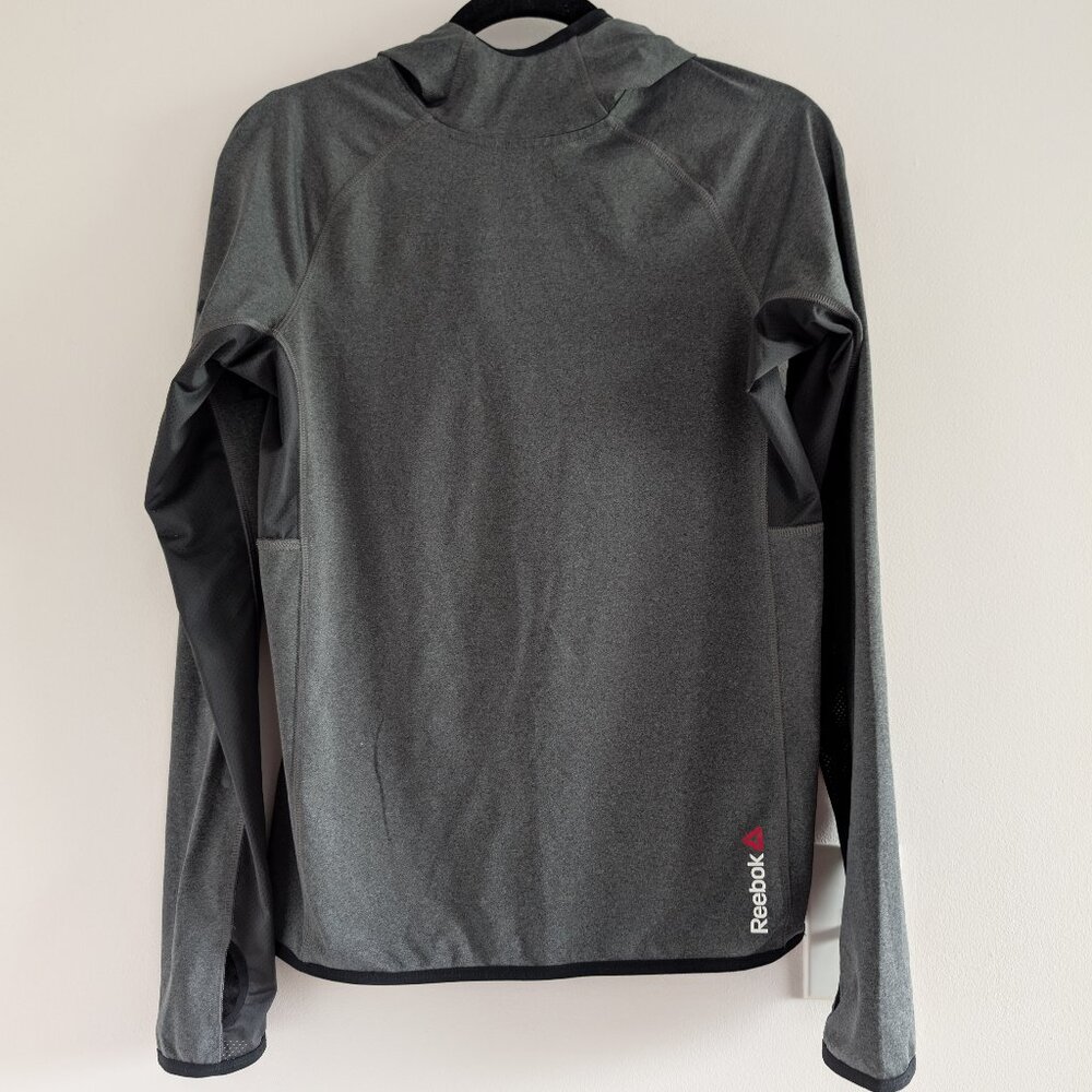 3/$30 Reebok Long sleeve hooded running top